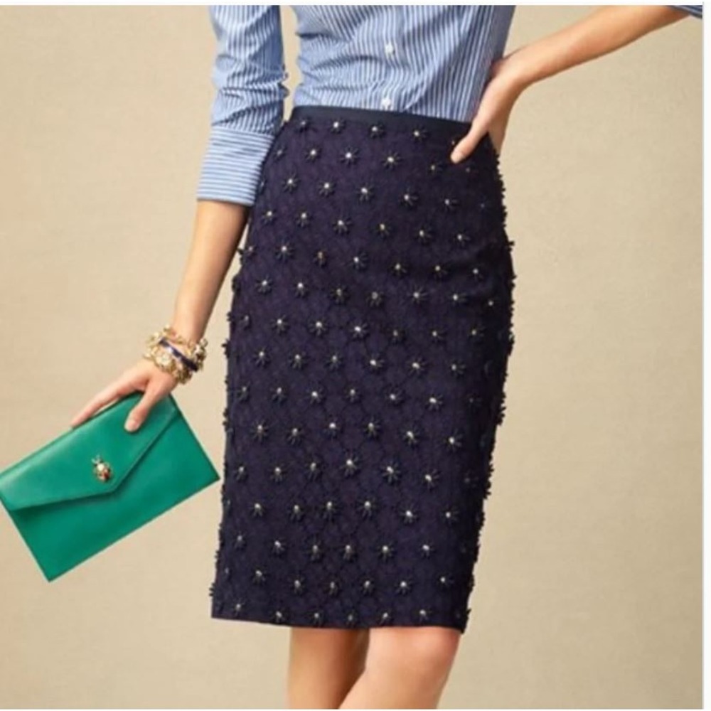 TALBOTS Floral Eyelet 3D Flower Applique Pencil Skirt Navy Blue Sz 10